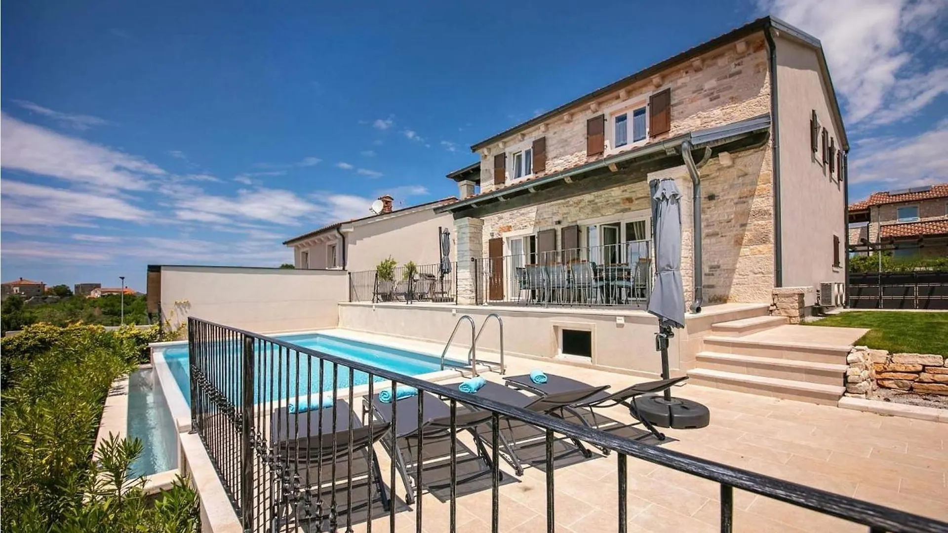 Holiday home Villa Bellevue Sveti Lovrec Pazenaticki