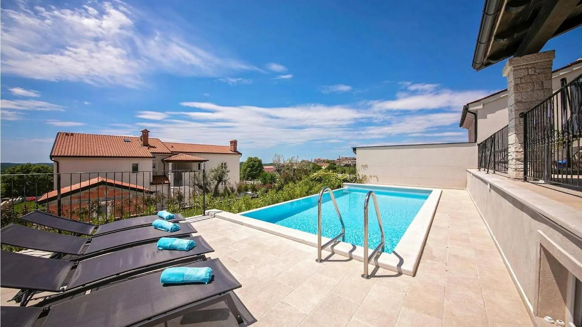 Villa Bellevue Sveti Lovrec Pazenaticki Holiday home
