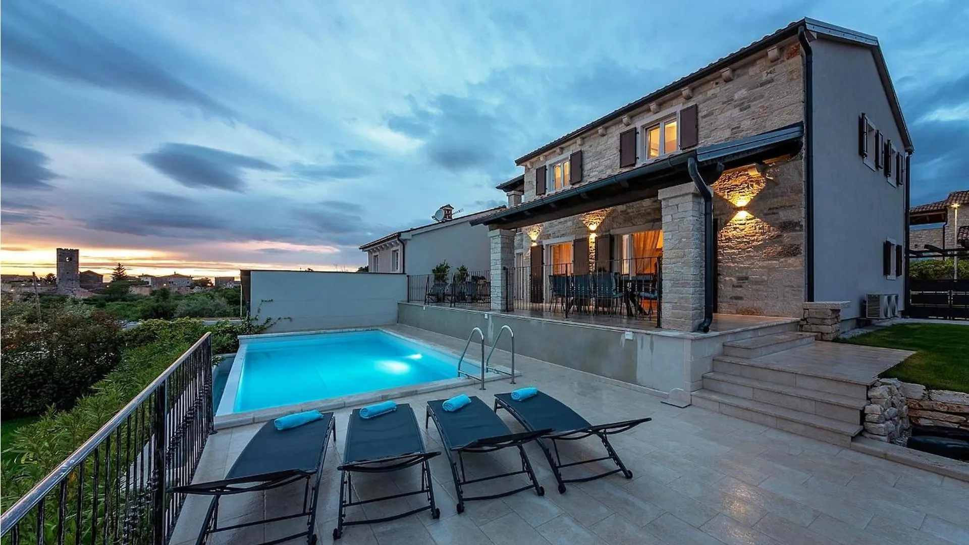 Villa Bellevue contacts